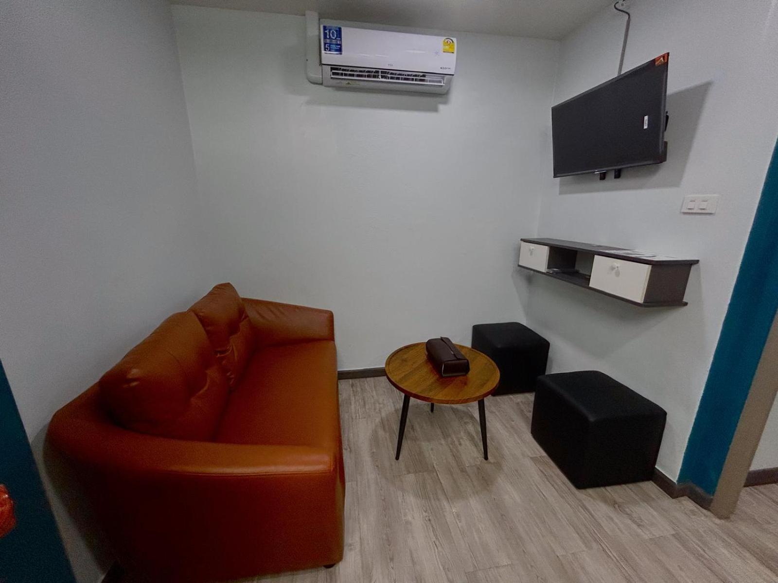 Skylink Homes Bangkok Esterno foto