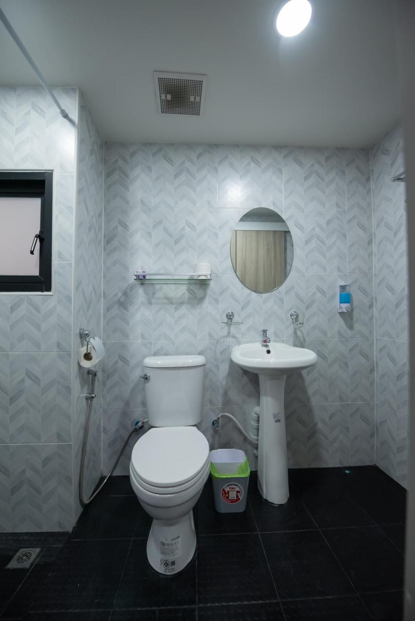 Skylink Homes Bangkok Esterno foto