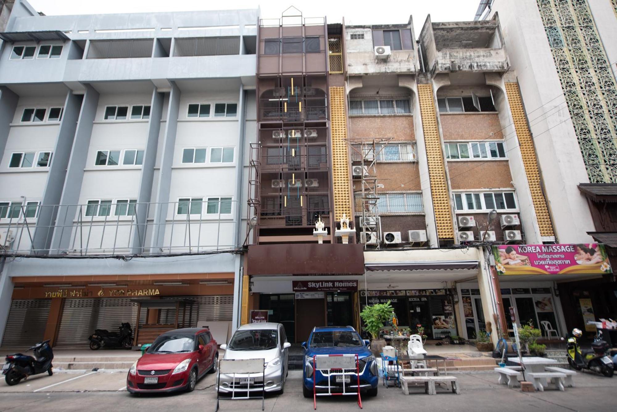 Skylink Homes Bangkok Esterno foto